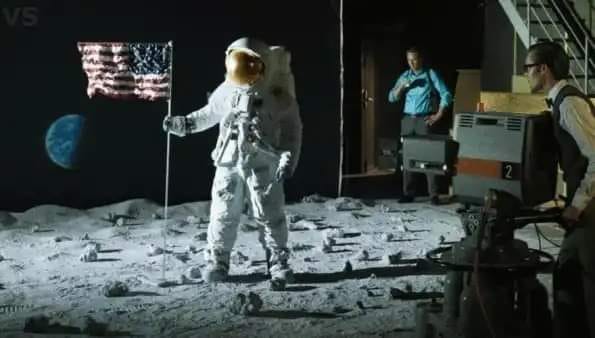 CHỊ HẰNG MÀ BIẾT NÓI NĂNG , THÌ THẰNG NÓI LÁO ( NASA ) HÀM RĂNG CHẲNG CÒN " 