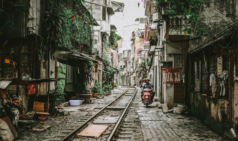 Kinh nghiệm sống ở Đông Lào