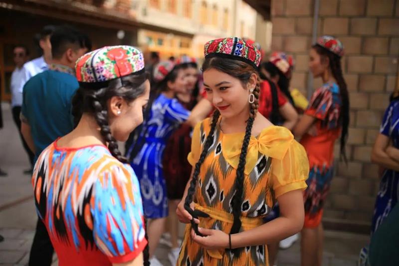 Tân Cương có gì khác lạ với các bài viết của phương Tây