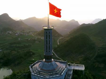 Không thể nhân danh hòa hợp để xuyên tạc lịch sử và tàn phá xã hội!